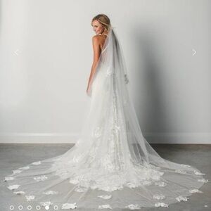 grace loves lace Fleur Veil